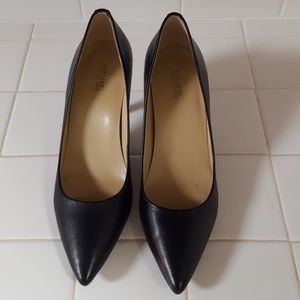 Michael Kors black heel pumps size 9.5